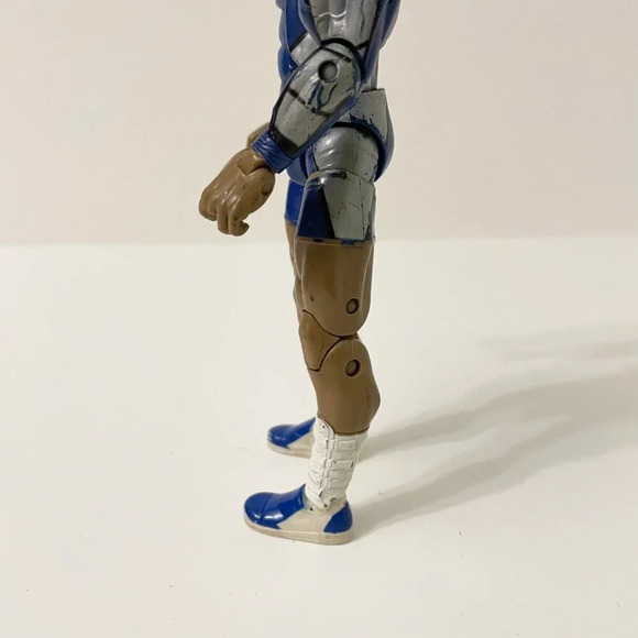 2005 MVP Montavious Porter Deluxe Aggression Action Figure WWE Loose - Picture 6 of 16